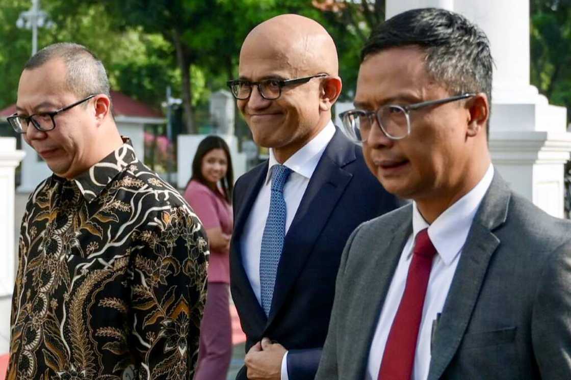 Microsoft CEO Satya Nadella arrives for a meeting with Indonesia's President Joko Widodo Microsoft CEO Satya Nadella arrives for a meeting with Indonesia's President Joko Widodo