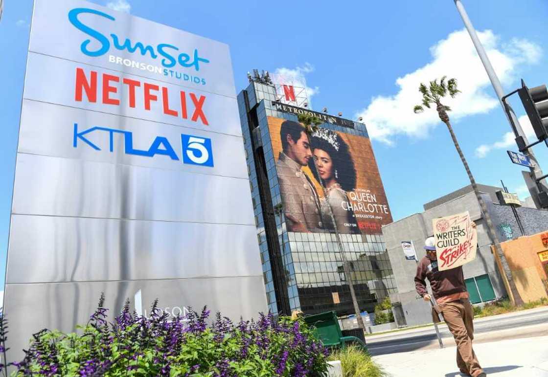 Netflix is among the Hollywood studios and streamers locked in talks with actors over a new pay deal Netflix is among the Hollywood studios and streamers locked in talks with actors over a new pay deal