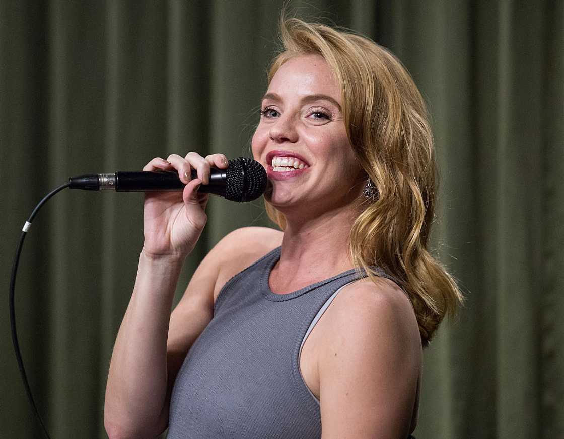 Kelli Garner in Los Angeles, California. Kelli Garner in Los Angeles, California.