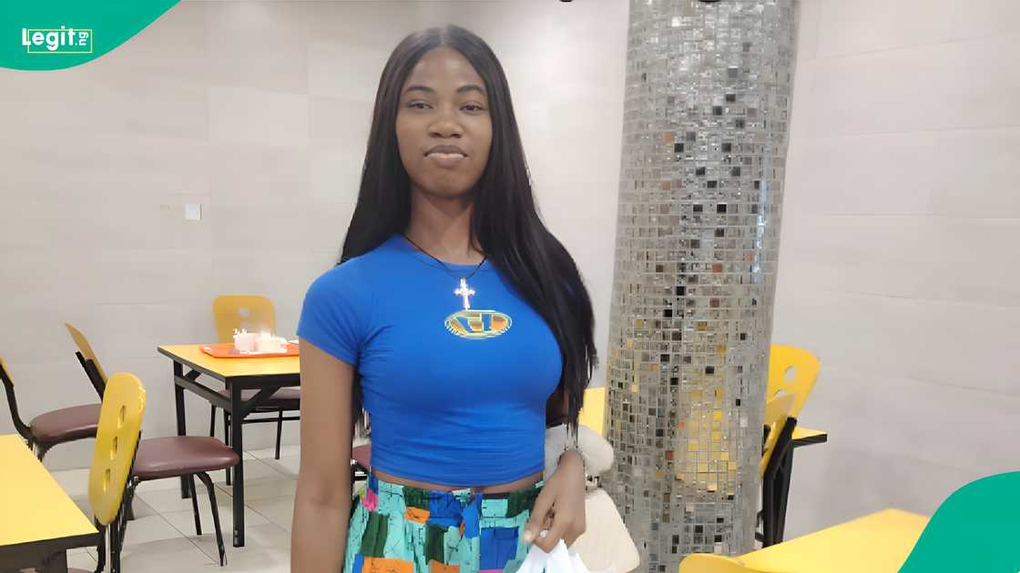 A girl walking on the road shares how an unknown man kept following her for over 15 minutes. A girl walking on the road shares how an unknown man kept following her for over 15 minutes.