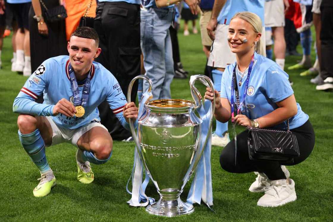 Rebecca Cooke et Phil Foden Rebecca Cooke et Phil Foden