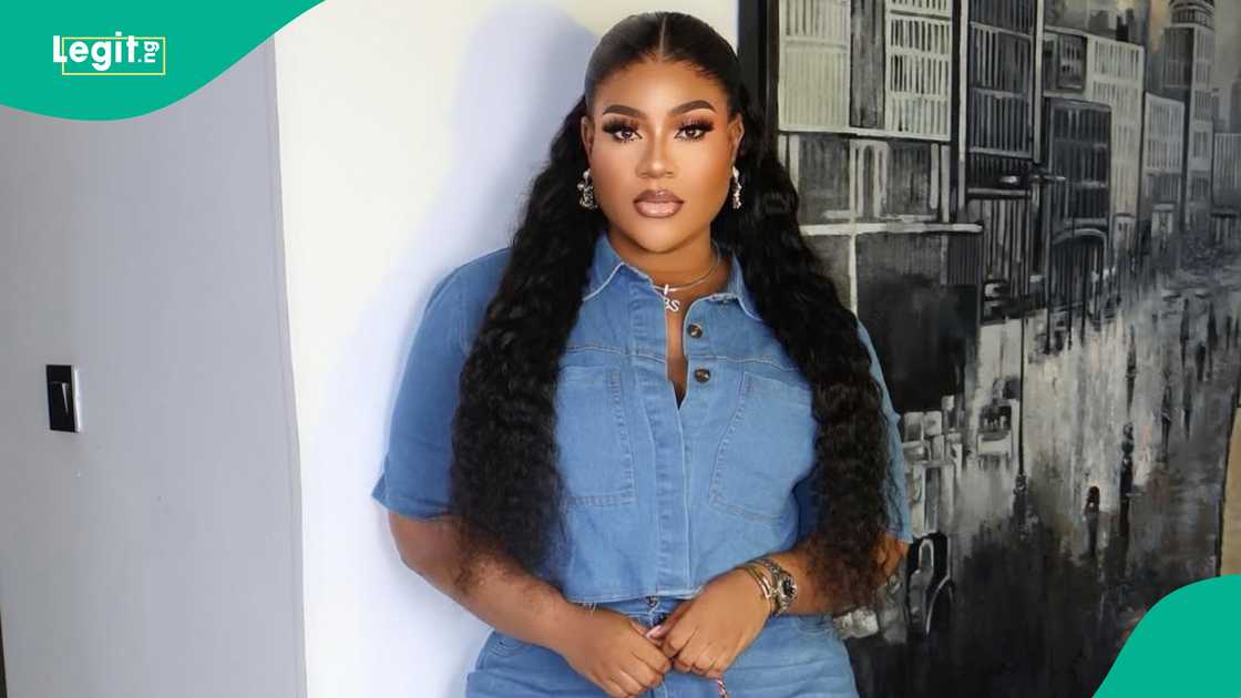 Nkechi Blessing announces death of colleague as she breaks doen in tears Nkechi Blessing announces death of colleague as she breaks doen in tears