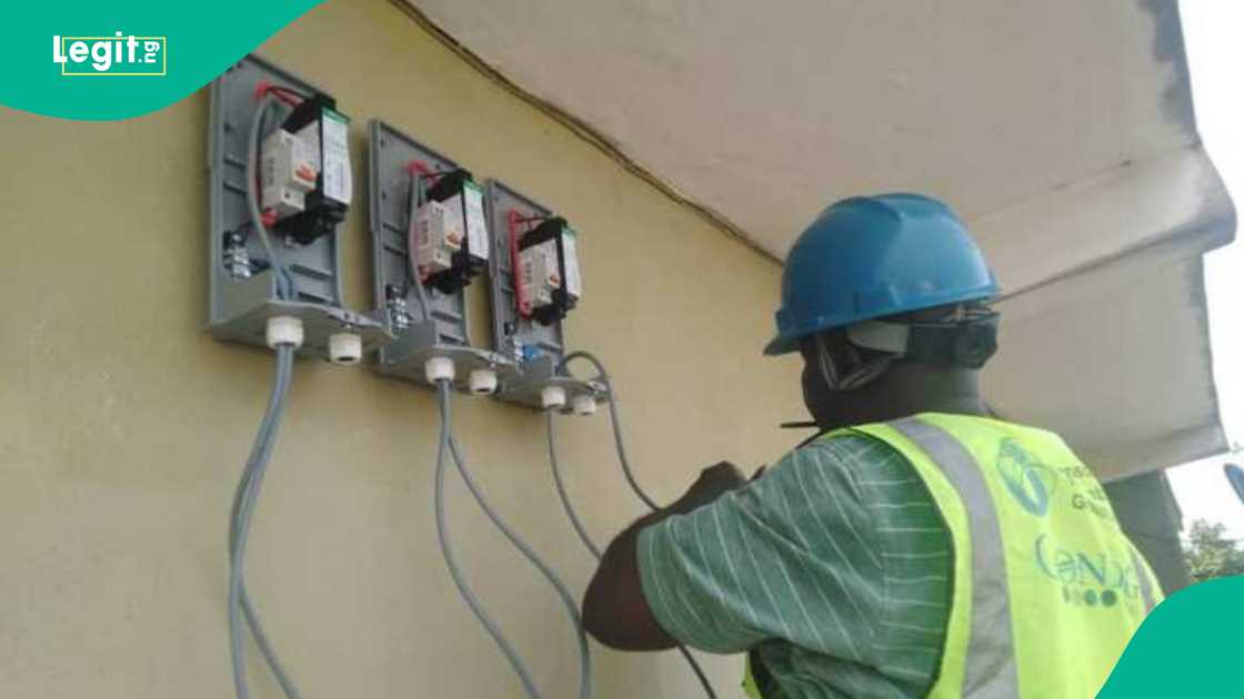 FG mulls new electricity tariff hikes amid cuts by EERC FG mulls new electricity tariff hikes amid cuts by EERC