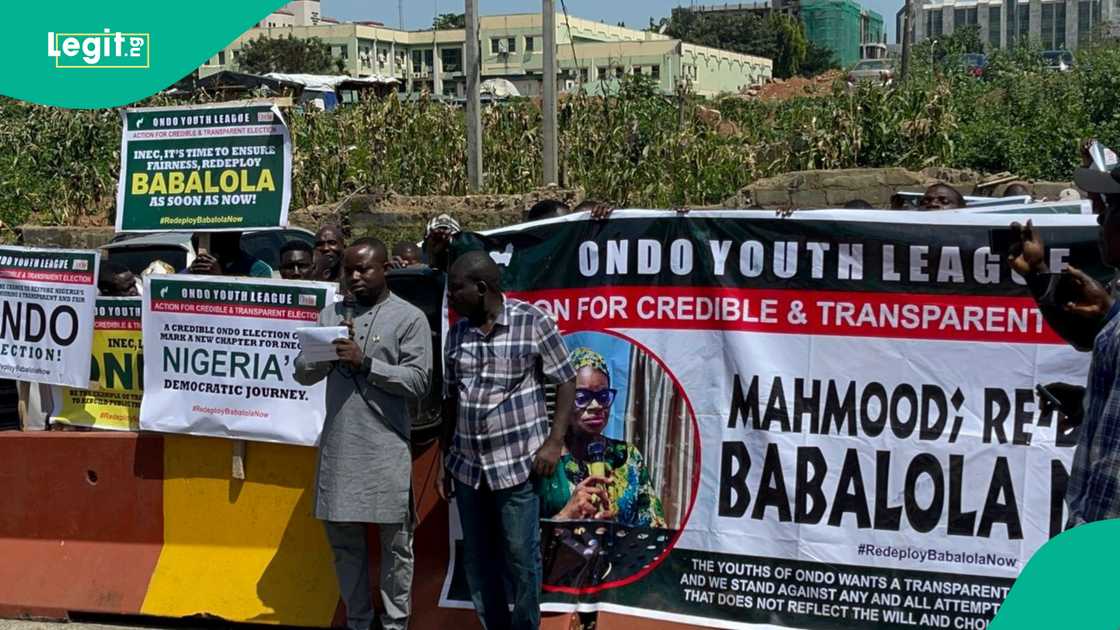 Ondo youths protest/INEC office Ondo youths protest/INEC office