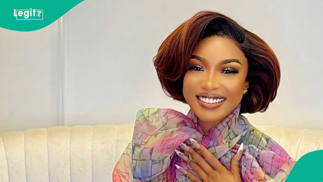 VDM sends message to Tonto Dikeh over her praying video