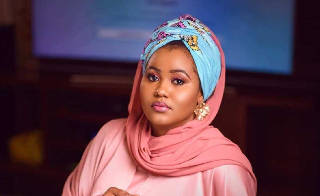 Hadiza Gabon ta gwangwaje tsohon da yace yana sonta