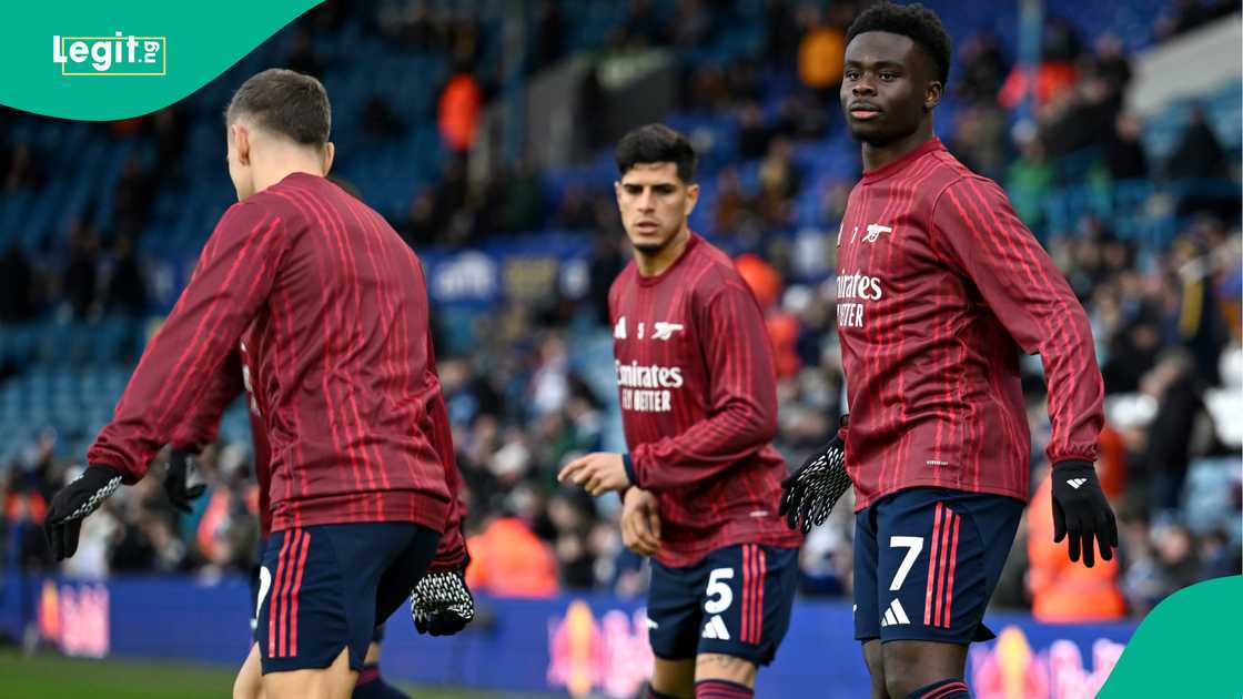 Piero Hincapie, Bukayo Saka, Arsenal, Leeds United, Premier League. Piero Hincapie, Bukayo Saka, Arsenal, Leeds United, Premier League.