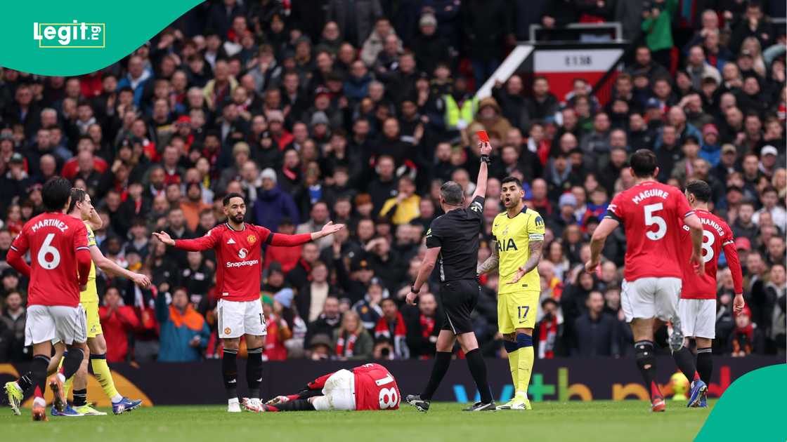Michael Oliver, Cristian Romero, Tottenham captain, Man United, Premier League