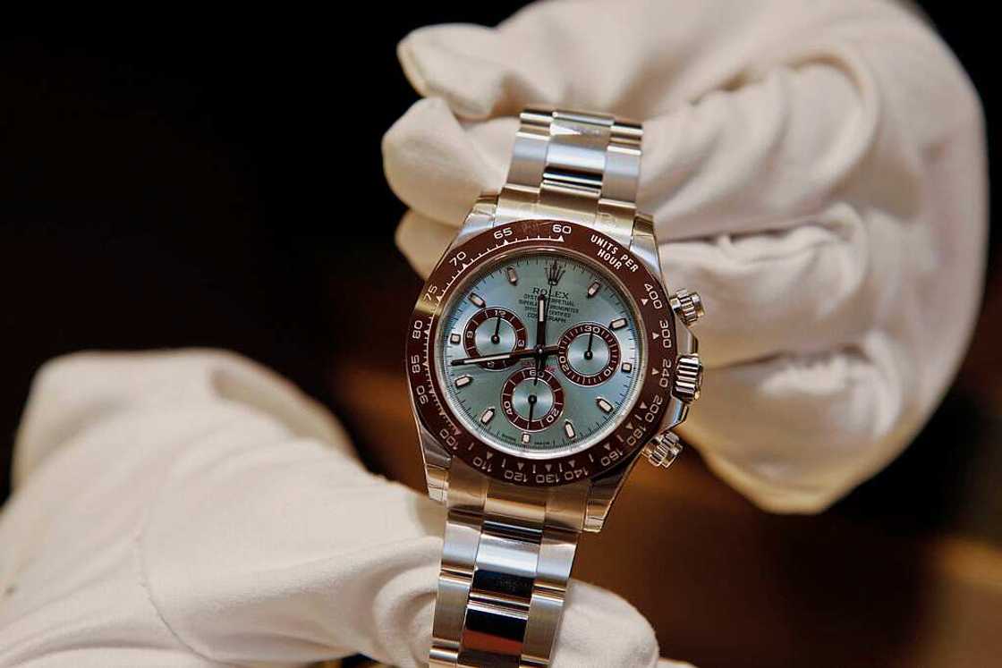 A Graphics artist becomes multi-millionaire recreating Rolex watches to digital form on NFT- one goes for N31m A Graphics artist becomes multi-millionaire recreating Rolex watches to digital form on NFT- one goes for N31m