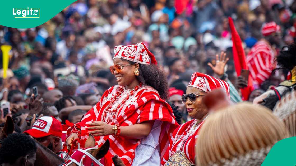Lady impresses netizens with her appearance at Ojude Oba festival. Lady impresses netizens with her appearance at Ojude Oba festival.