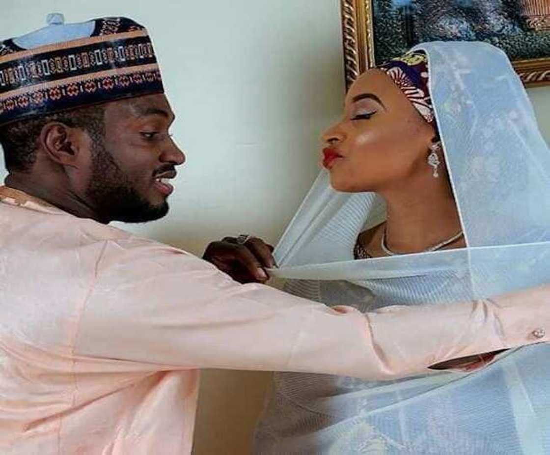 Kannywood: Hotunan kafin aure na Rahama Sadau da Sadiq Sani Sadiq sun tayar da kura Kannywood: Hotunan kafin aure na Rahama Sadau da Sadiq Sani Sadiq sun tayar da kura