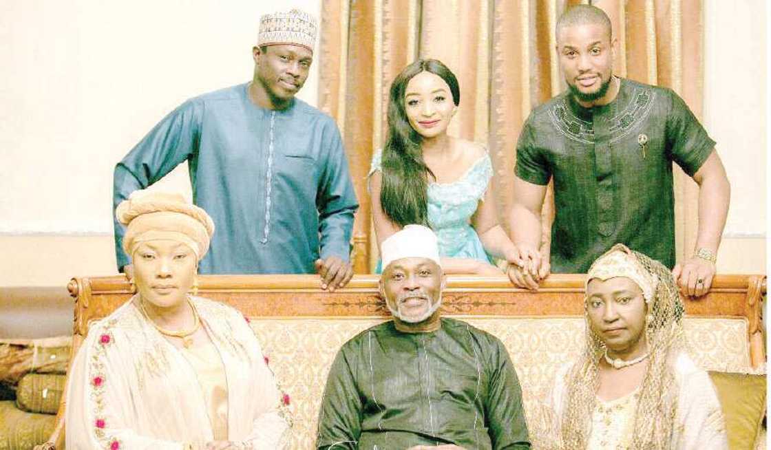 A karon farko 'yan fim din Hausa dana kudancin Najeriya za su fitar da wani shahararren fim da suka yi tare A karon farko 'yan fim din Hausa dana kudancin Najeriya za su fitar da wani shahararren fim da suka yi tare