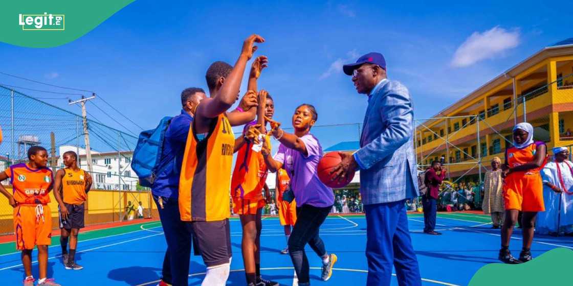 Girls playing basketball in Lagos school Girls playing basketball in Lagos school