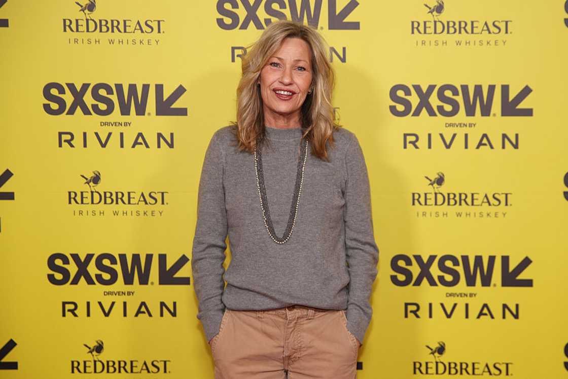 Joey Lauren Adams at a film premiere