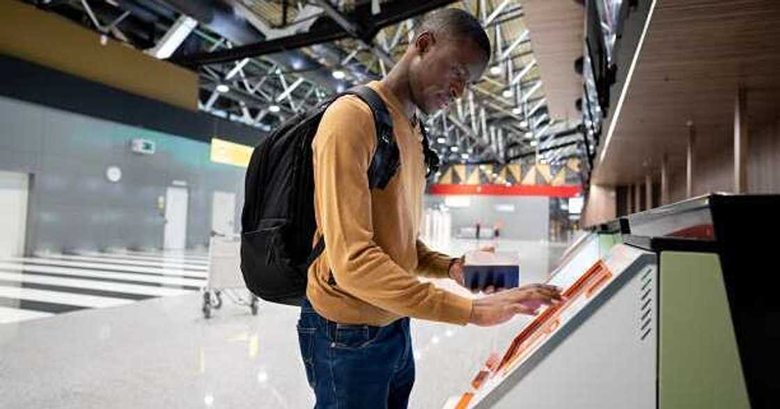 Man returning from business trip Man returning from business trip