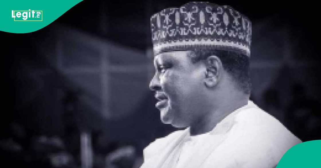Manjo Hamza Al-Mustapha ya ce kammala shirin tsayawa takara kuma zai yi shugabanci bisa adalci Manjo Hamza Al-Mustapha ya ce kammala shirin tsayawa takara kuma zai yi shugabanci bisa adalci