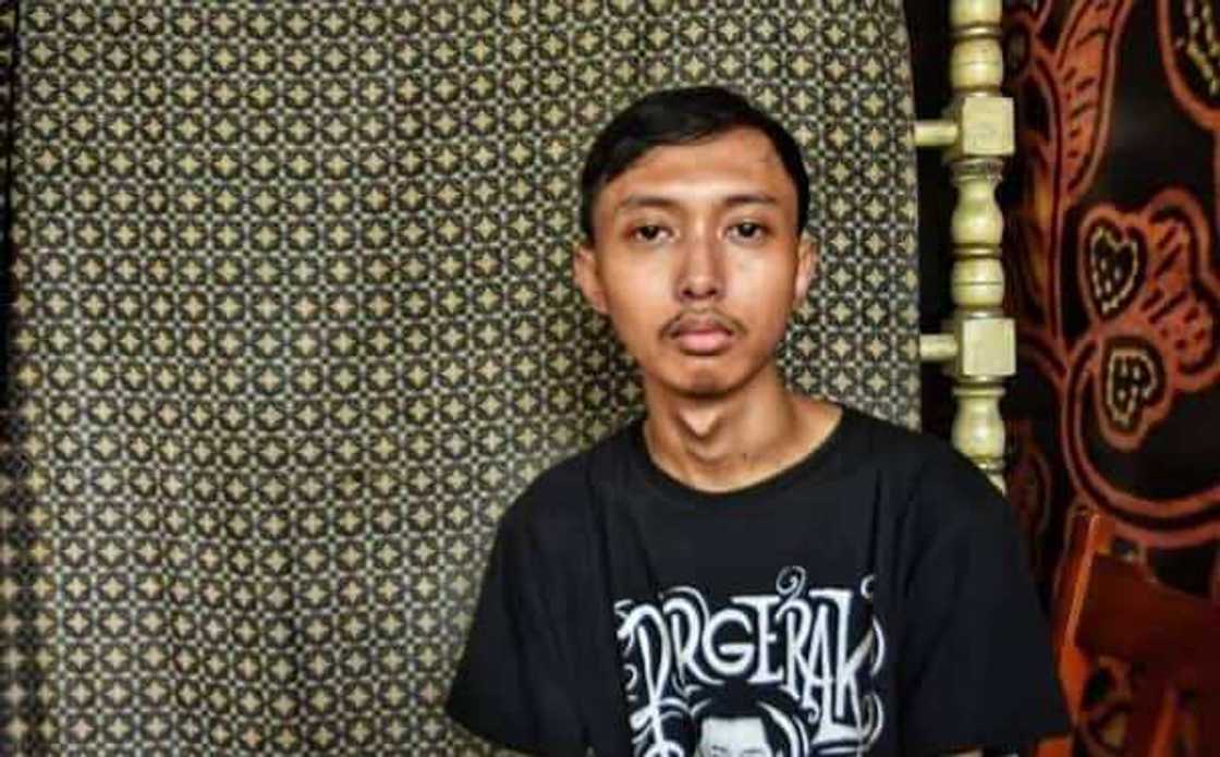 Al-Ghozali ya ci kuɗi Al-Ghozali ya ci kuɗi