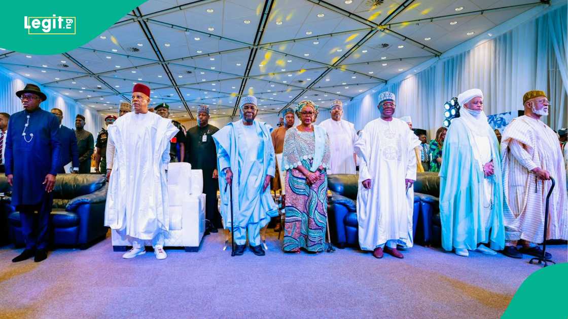 An kaddamar da littafin tarihin rayuwar Janar Yakubu Gowon a Abuja. An kaddamar da littafin tarihin rayuwar Janar Yakubu Gowon a Abuja.