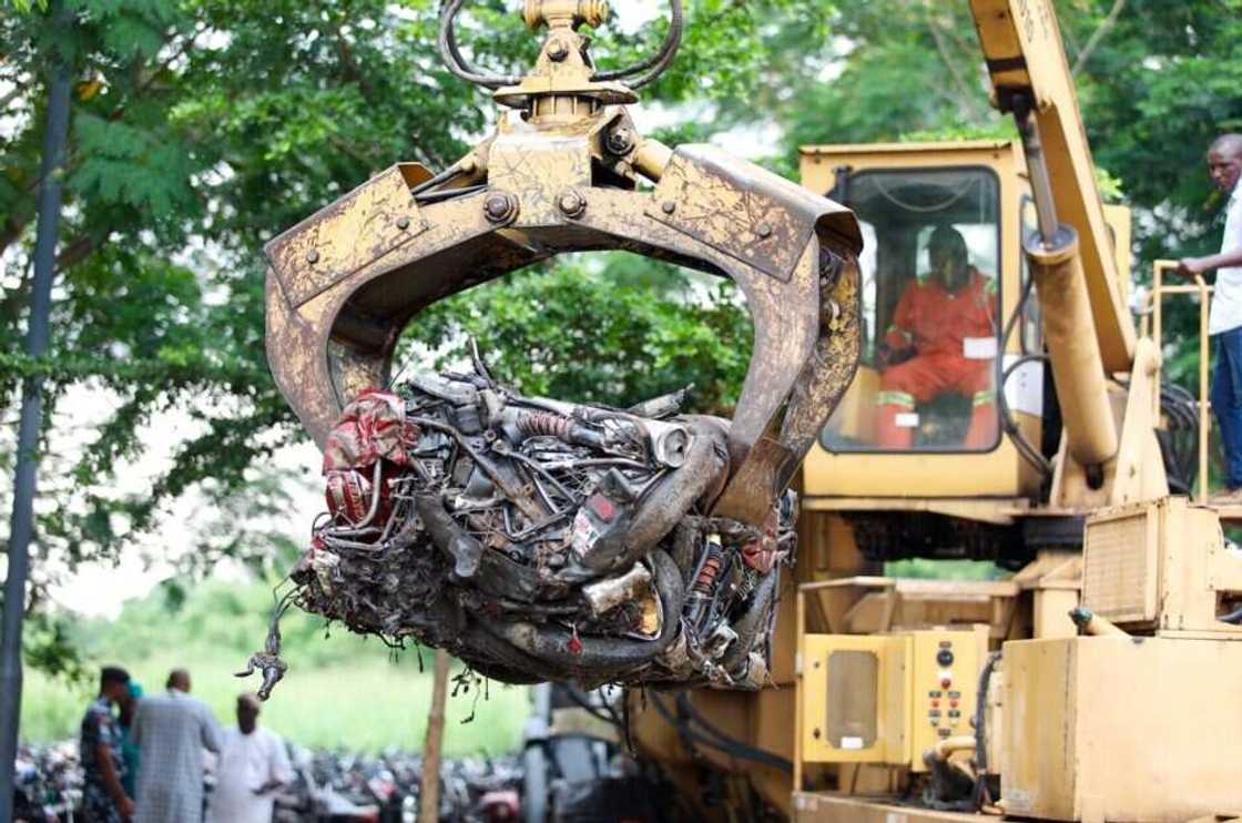 Hotunan Babura 2,228 da Gwamnatin Legas ta ragargaza yau Juma'a Hotunan Babura 2,228 da Gwamnatin Legas ta ragargaza yau Juma'a