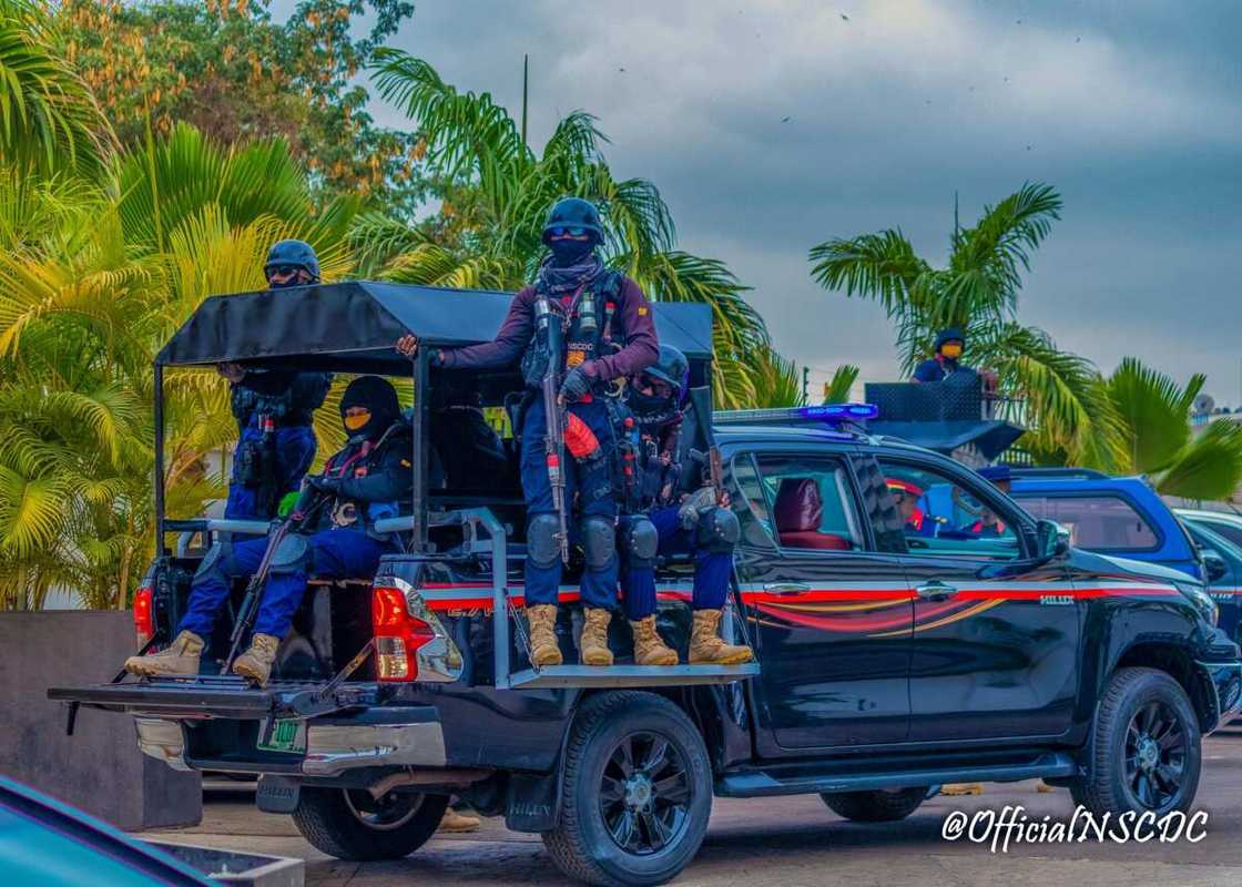 NSCDC ta lalata wata Maɓoyar Man Fetur a Delta, Ta Cafke Mutum shida