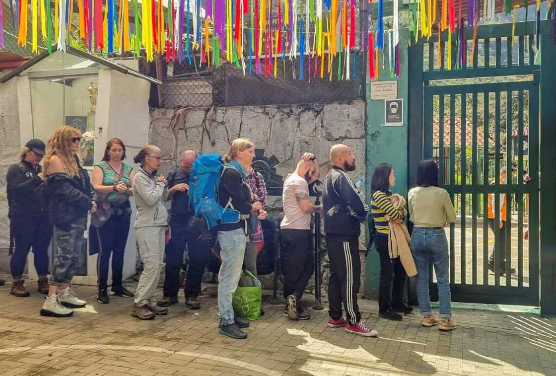 According to the Municipality of Machu Picchu, some 779 tourists of different nationalities have been stranded after the railway service between Cusco and the Inca citadel Machu Picchu has been suspended due to protests According to the Municipality of Machu Picchu, some 779 tourists of different nationalities have been stranded after the railway service between Cusco and the Inca citadel Machu Picchu has been suspended due to protests