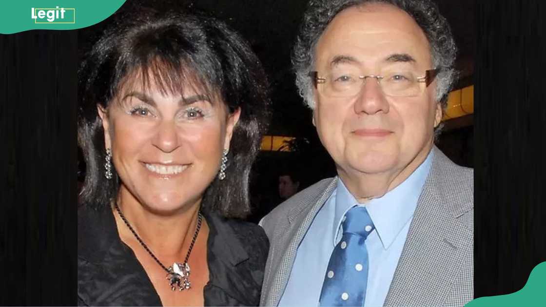 Barry and Honey Sherman posing at night Barry and Honey Sherman posing at night
