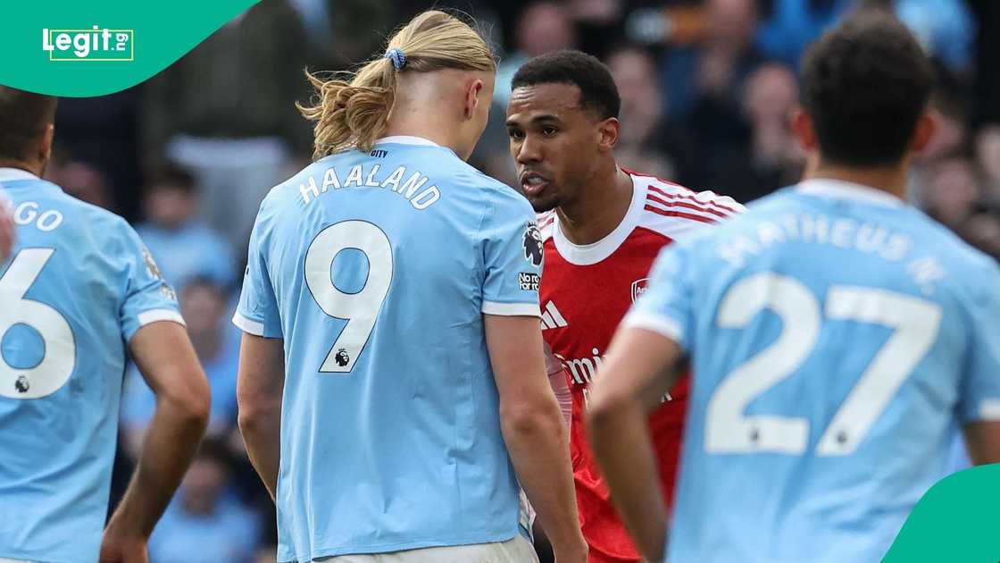Arsenal, Gabriel Magalhaes, Manchester City, Erling Haaland, Premier League, Etihad Stadium. Arsenal, Gabriel Magalhaes, Manchester City, Erling Haaland, Premier League, Etihad Stadium.
