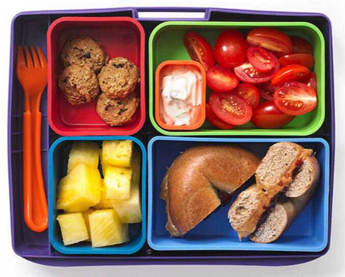 Healthy snacks for kids at school Healthy snacks for kids at school