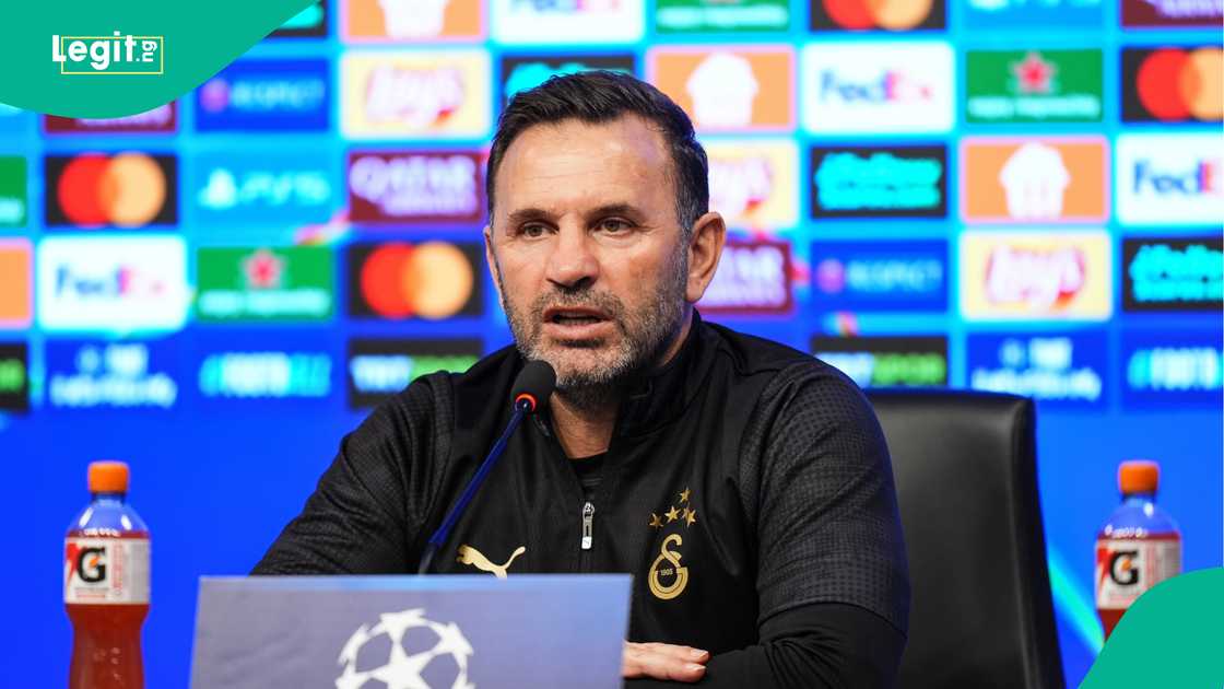 Okan Buruk, Galatasaray, Liverpool, UEFA Champions League, Istanbul, Turkiye. Okan Buruk, Galatasaray, Liverpool, UEFA Champions League, Istanbul, Turkiye.