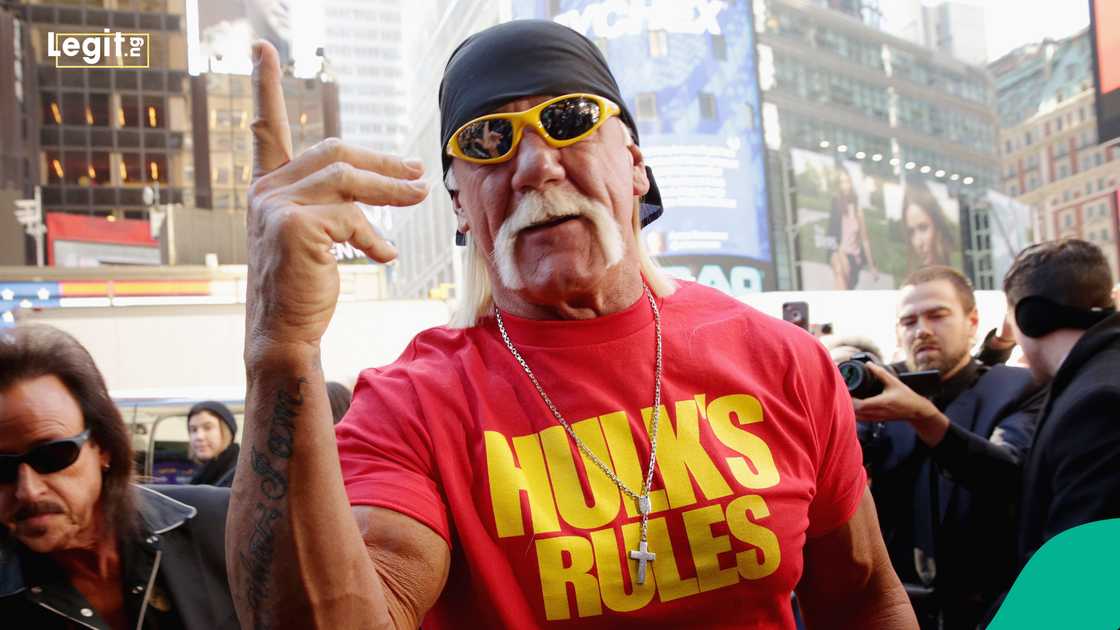 Hulk Hogan, WWE. Hulk Hogan, WWE.