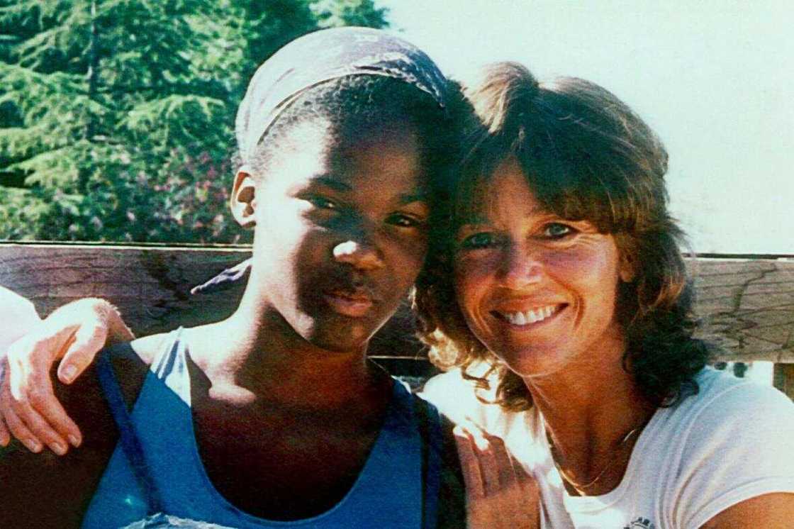 Mary Luana Williams biography Mary Luana Williams biography