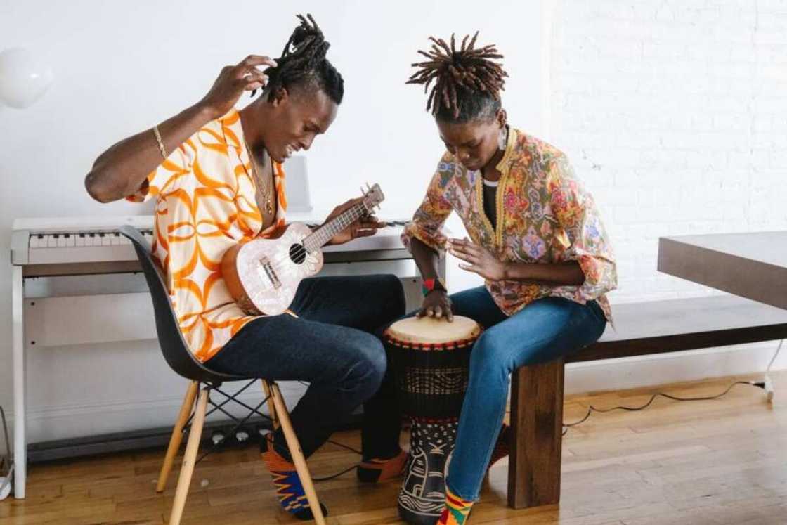 art courses and subjects required art courses and subjects required