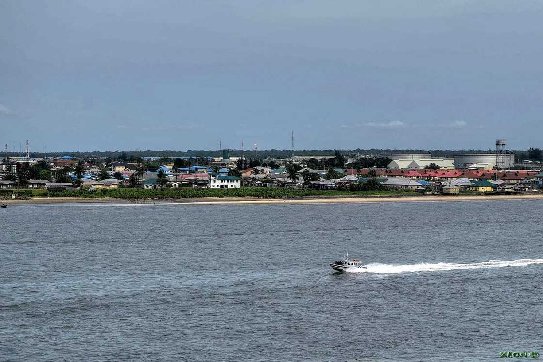 Sojoji basu yi wa jiragen ruwa dauke da kaya ruwan wuta ba, DHQ