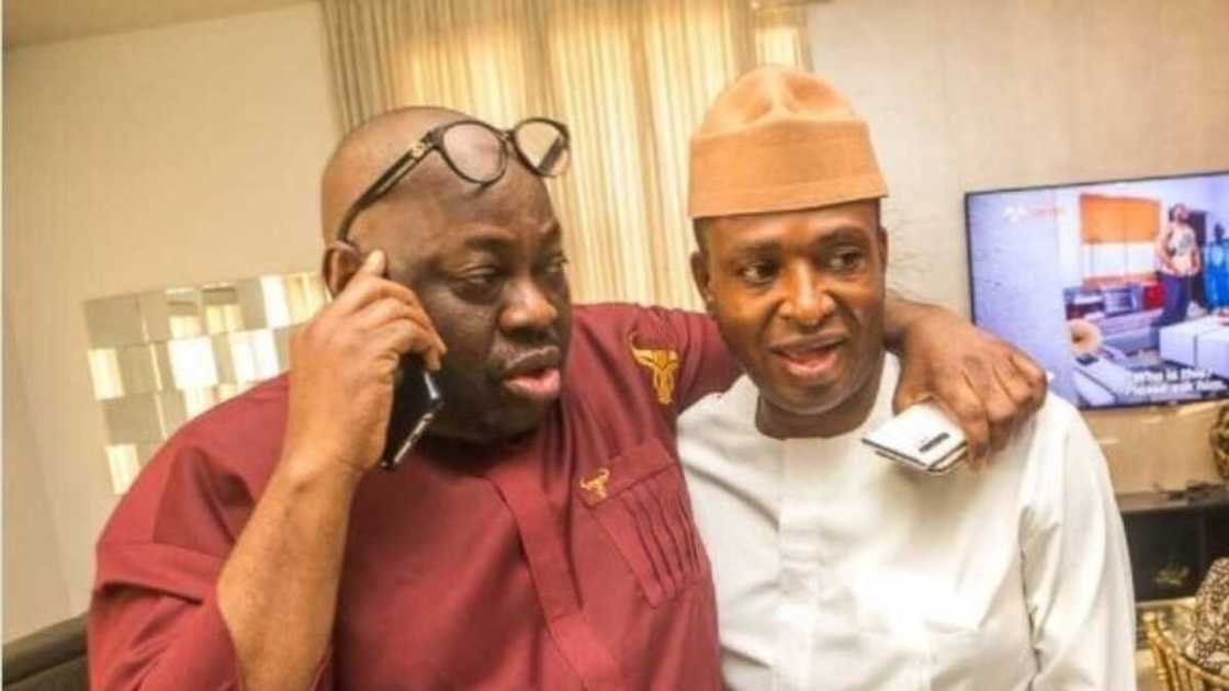 Dele Momodu Mourns as Femi Osibona's Body is Recovered from Collapsed Building in Ikoyi, Lagos Dele Momodu Mourns as Femi Osibona's Body is Recovered from Collapsed Building in Ikoyi, Lagos
