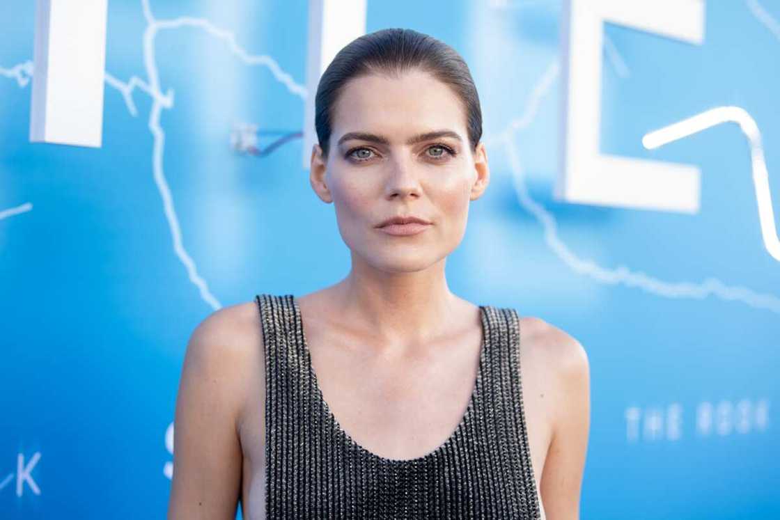 Jeremy Allen white and Emma Greenwell Jeremy Allen white and Emma Greenwell