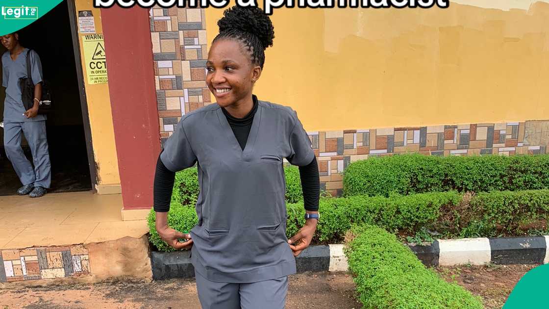 A lady who gained admission after 5th UTME changes course after 100 level. A lady who gained admission after 5th UTME changes course after 100 level.