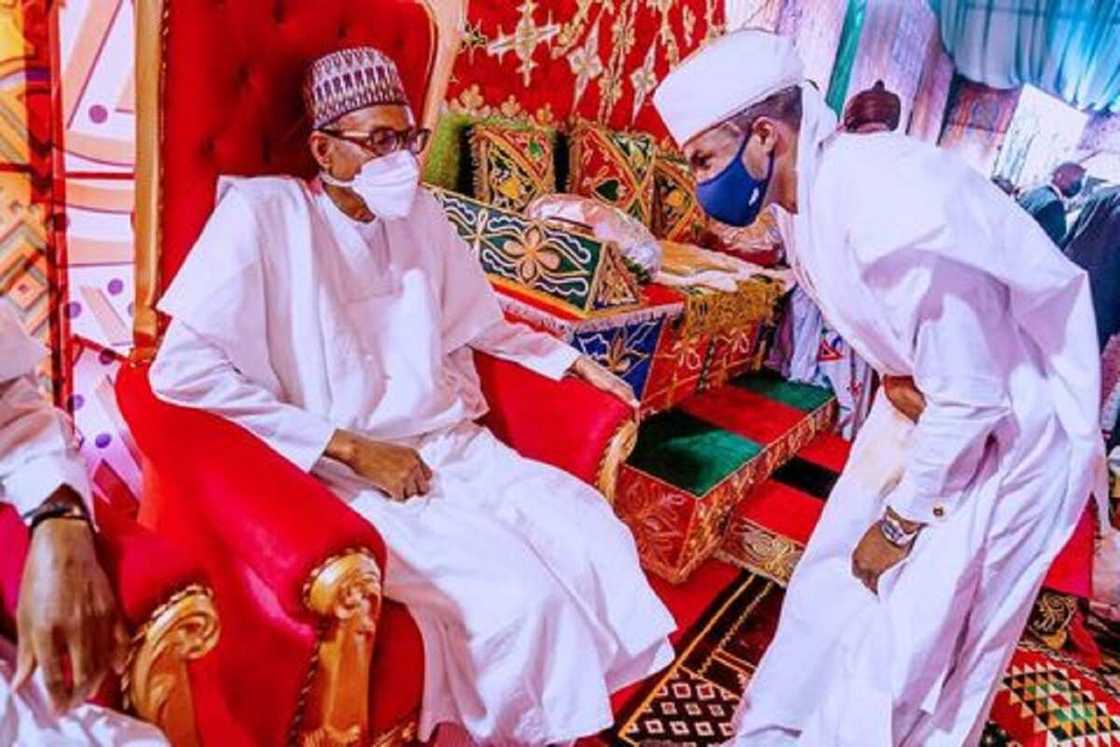 Hotuna da bidiyoyi: An daura auren Yusuf Buhari da Zahra Bayero kan sadaki 500,000 Hotuna da bidiyoyi: An daura auren Yusuf Buhari da Zahra Bayero kan sadaki 500,000