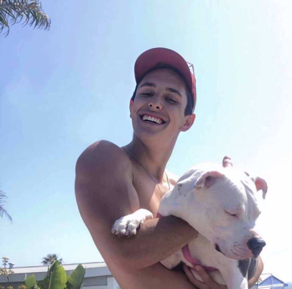 Dalton Gomez Dalton Gomez