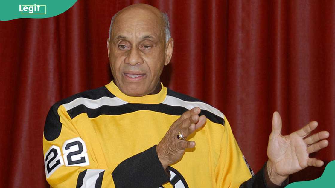Willie O'Ree, former member of Boston Bruins speaks to children Willie O'Ree, former member of Boston Bruins speaks to children