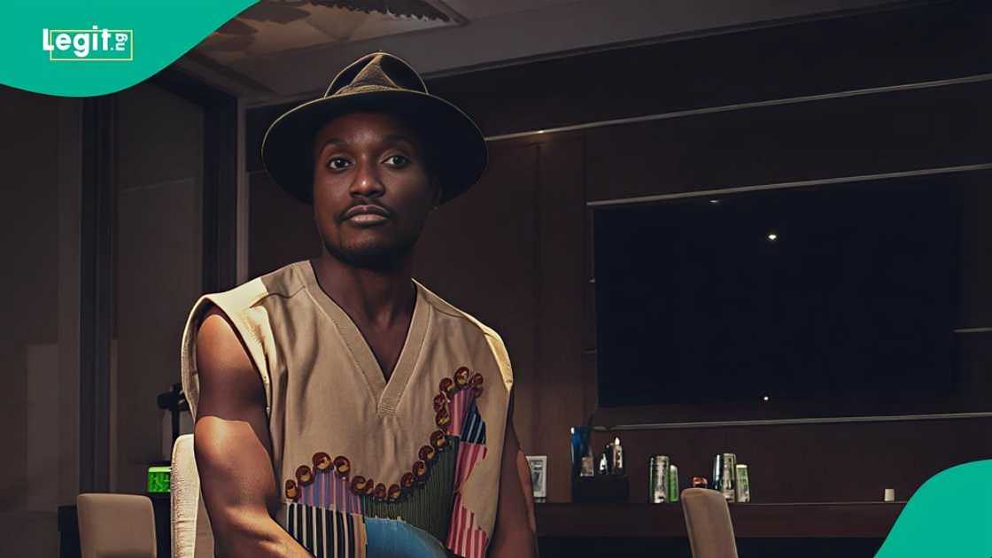 Brymo sparks reactions after making pointed remarks about Burna Boy and 2Baba on Instagram