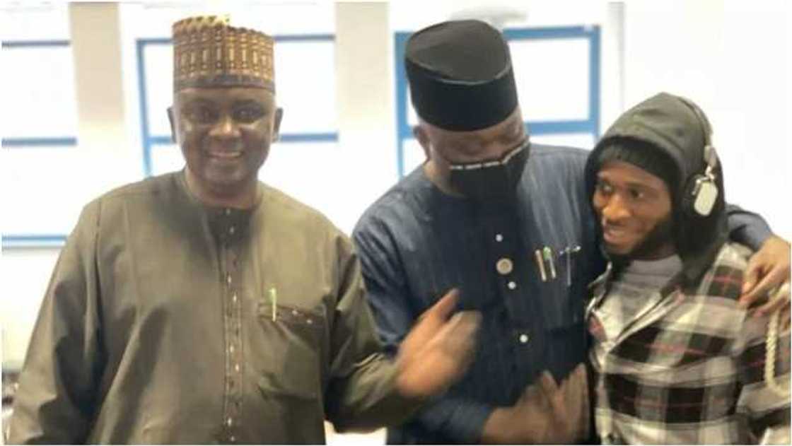 Reps and Nigerians in Romania Reps and Nigerians in Romania