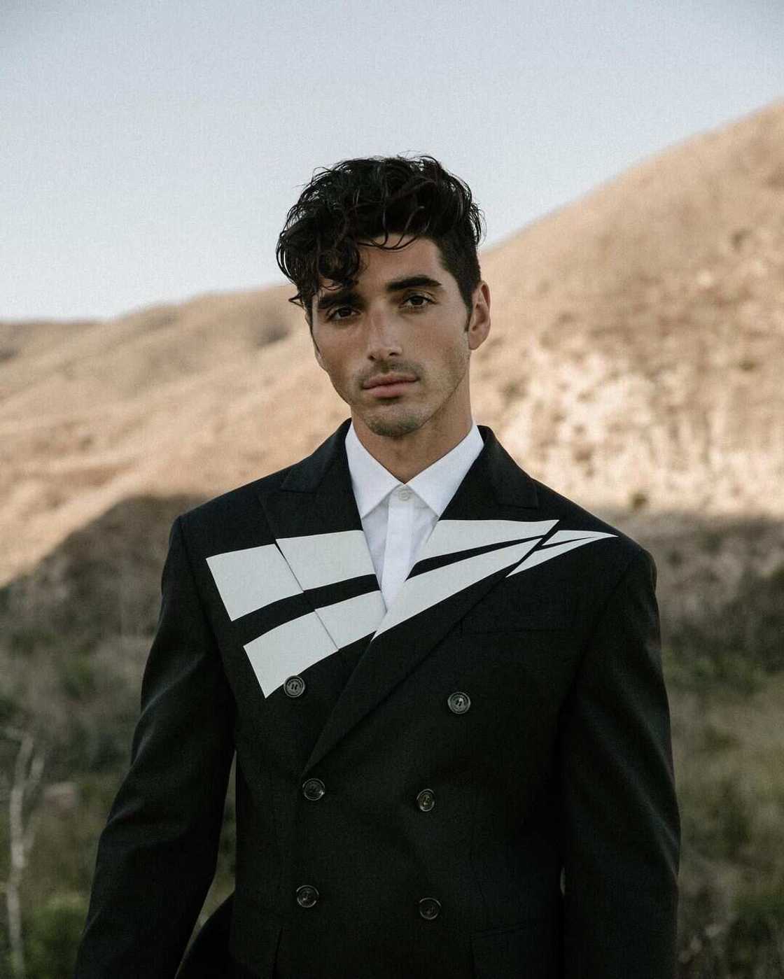 Taylor Zakhar Perez Taylor Zakhar Perez