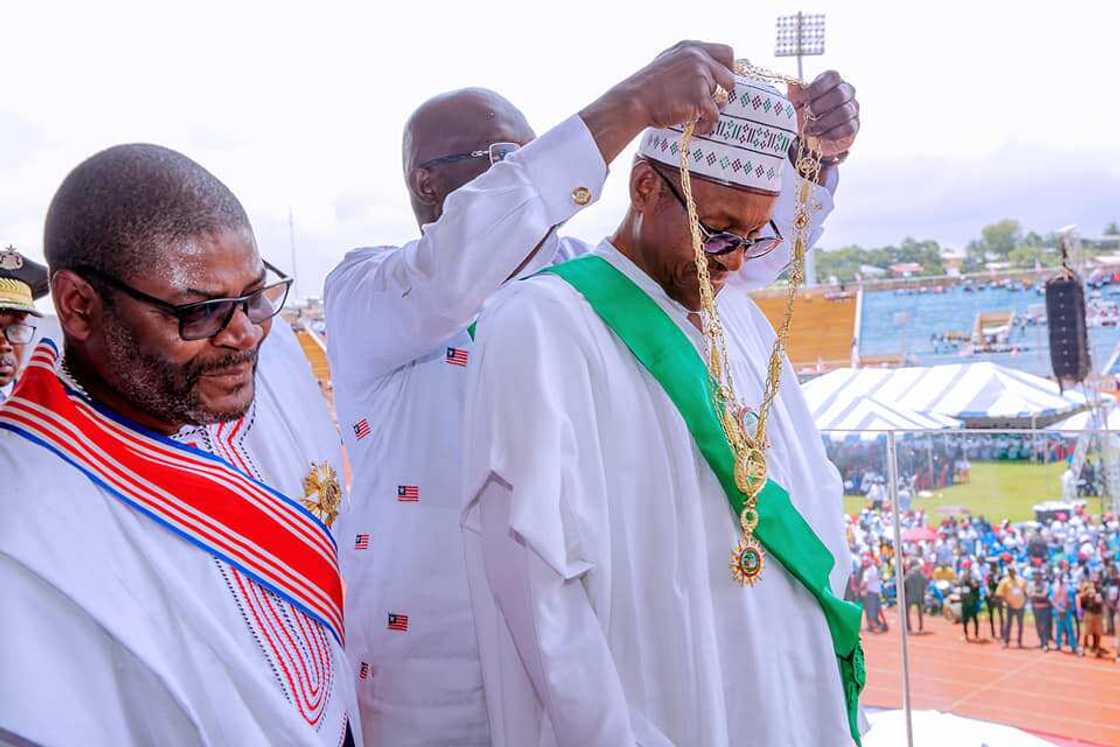 Kasar Laberiya ta karrama shugaba Muhammadu Buhari (Hotuna) Kasar Laberiya ta karrama shugaba Muhammadu Buhari (Hotuna)