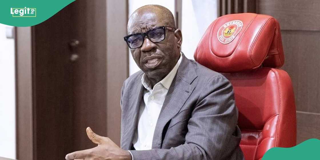 Gwamna Obaseki ya gargadi ma'aikatan Edo Gwamna Obaseki ya gargadi ma'aikatan Edo