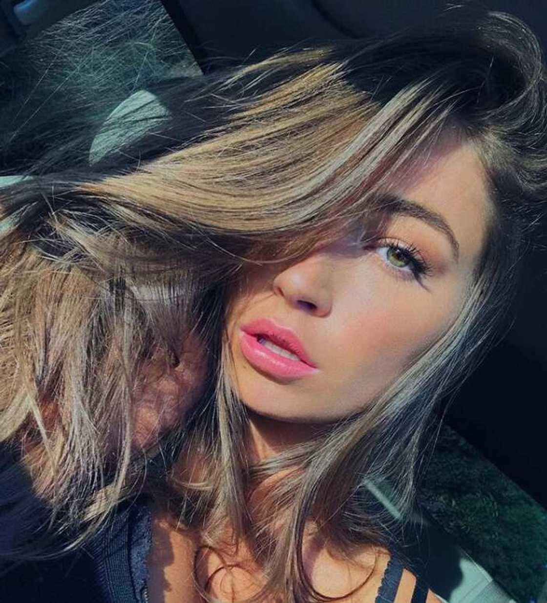 Elsie Hewitt model Elsie Hewitt model