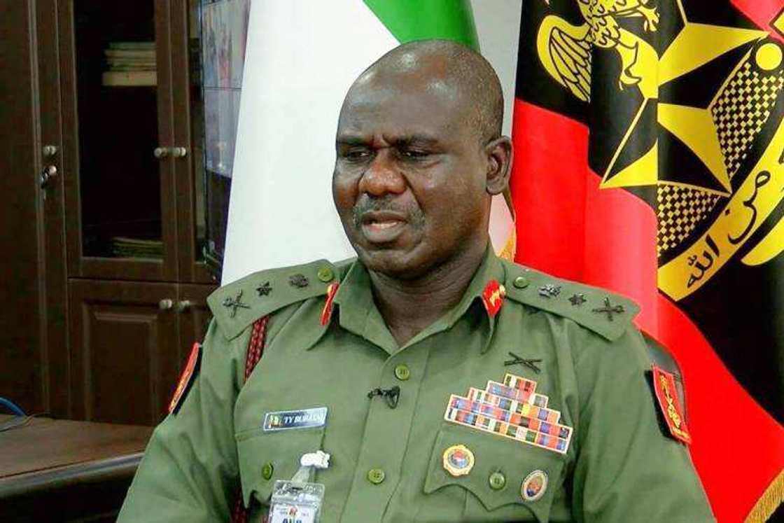 Yanzu Yanzu: Buratai ya sake bude hanyar Maiduguri-Damboa bayan watanni 13 a rufe