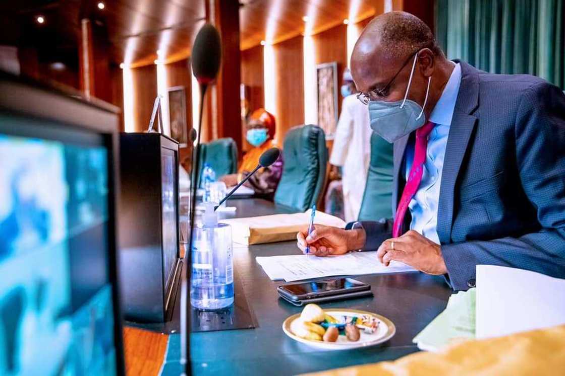 Zaman majalisar zartarwa
Hakkin mallaka: Femi Adesina Zaman majalisar zartarwa
Hakkin mallaka: Femi Adesina