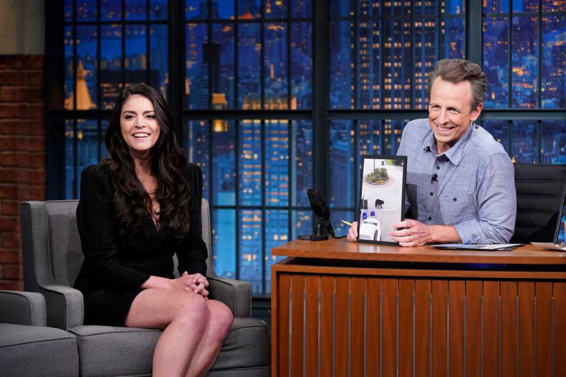 Cecily Strong Interview with Seth Meyers Cecily Strong Interview with Seth Meyers