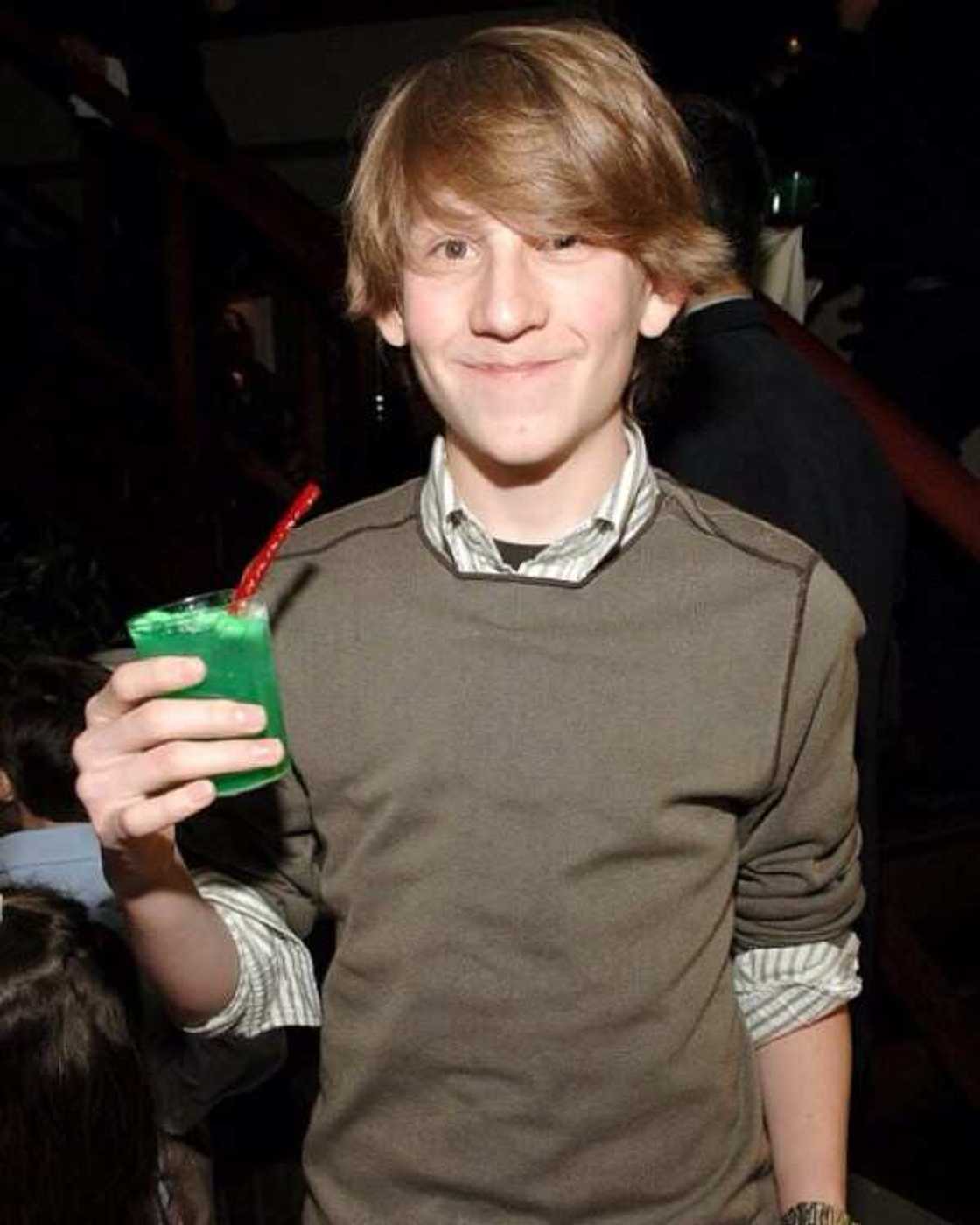 Is Dewey from Malcolm in the Middle still alive?