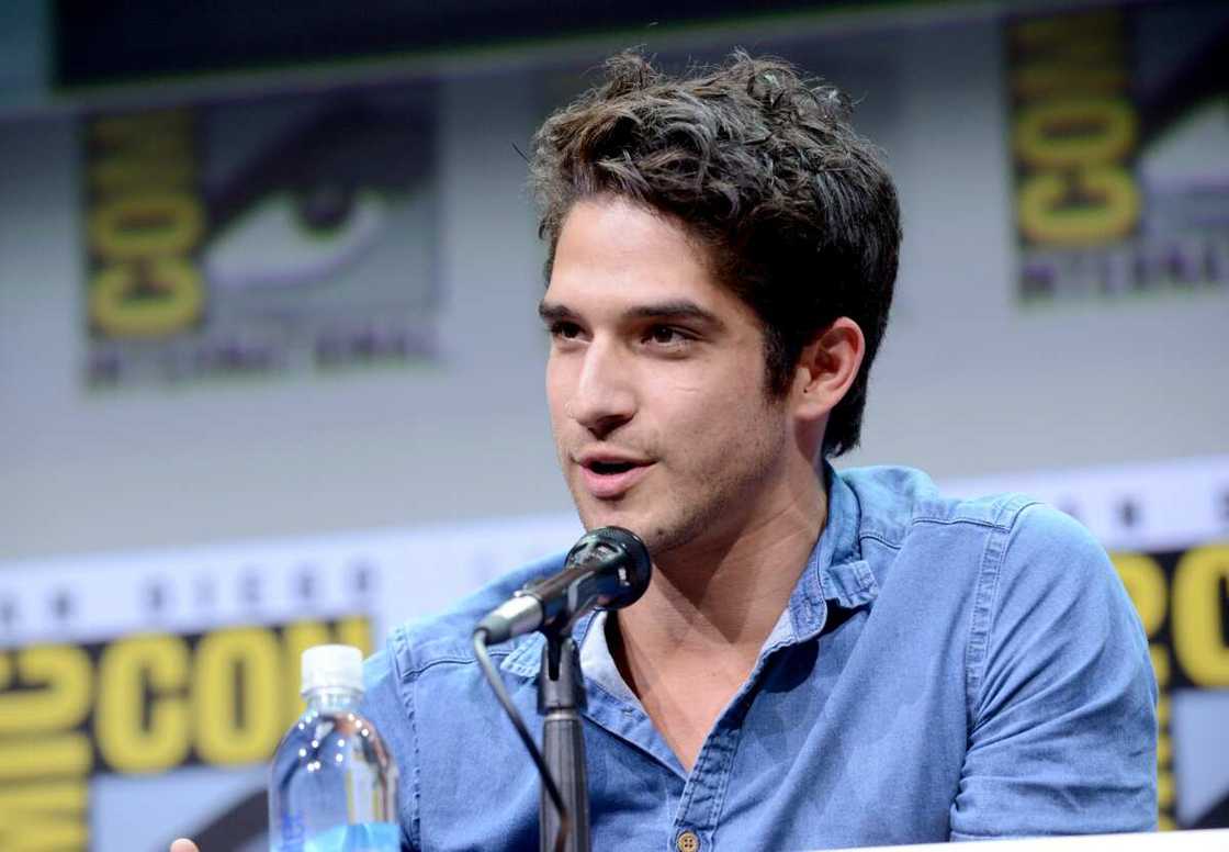 Older Hispanic actors Older Hispanic actors